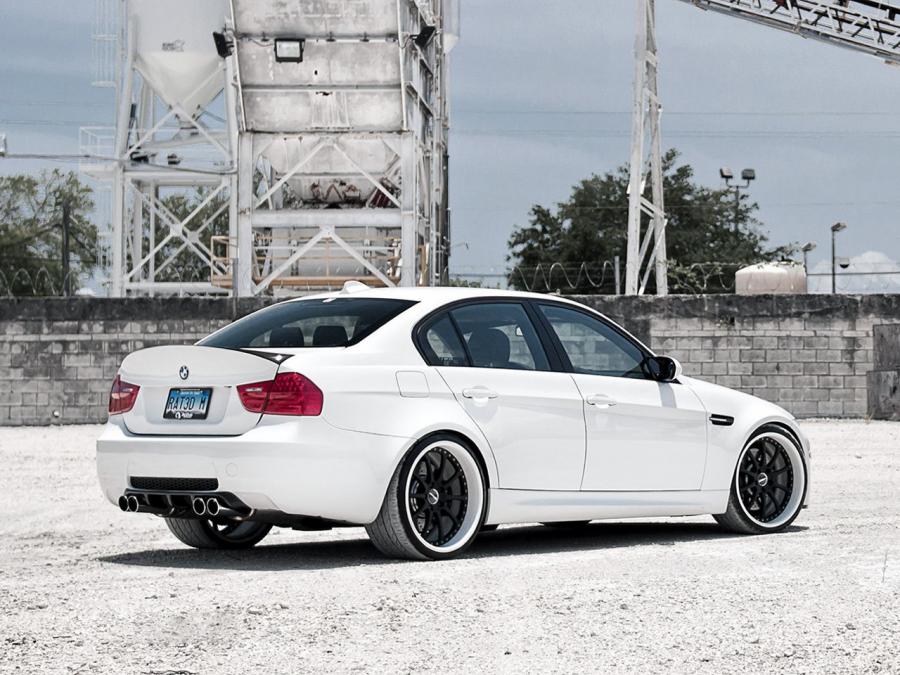  BMW M3 Sedan by Active Autowerke 2010 года  (фото 6 из 7)